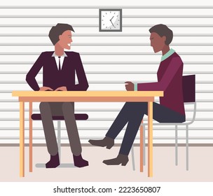 Büropersonal, Arbeit und Kommunikation. Leiter und Untergebenen. Verschiedene Arbeiter, Manager-Team. Top-Manager-Mitarbeiter auf verschiedenen Ebenen. Büroangestellte. Mitarbeiter. Kollegen diskutieren Projektteam