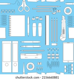 La oficina proporciona un patrón impecable. Dibujos en blanco y negro de papel de oficina cuidadosamente colocados sobre un fondo azul