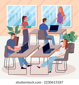 Büroangestellte am Arbeitsplatz