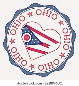 Ohio Herz-Flag-Logo. US-Staatsname Text rund um Ohio Flagge in einer Form von Herz. Authentische Vektorgrafik.