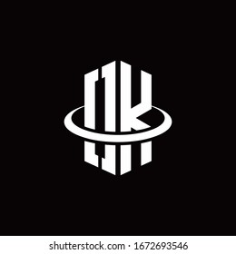 Logotipo OK monogramo en forma de hexágono y rodeado por un anillo