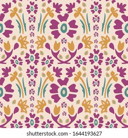 Old indian arabesque damask seamless vector pattern. Ornate spice color marsala red yellow middle eastern style background. Vintage ethnic decorative floral medallion all over print