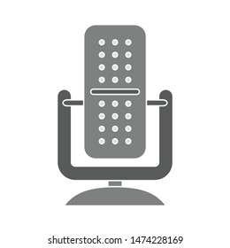 old microphone icon. flat illustration of old microphone vector icon. old microphone sign symbol