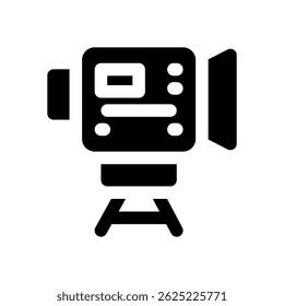Video Icono de glifo de cámara antiguo. Icono de Vector fuerte y sólido para Sitios web, interfaces móviles, presentaciones y marca visual. Alta calidad y fácil de editar.
