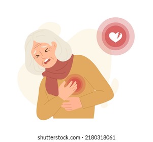 Vieja sostiene su pecho con un signo de ataque al corazón aislado en fondo blanco. Concepto de dolor cardíaco, síntoma de enfermedad cardíaca, riesgo para los ancianos, salud y medicina. Ilustración vectorial plana.