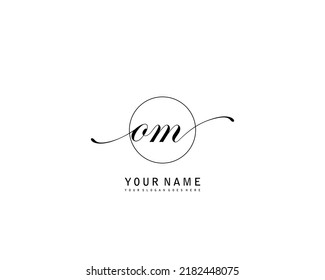 OM Initial beauty monogram logo vector