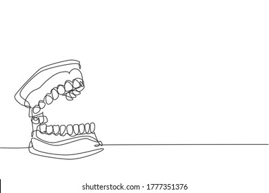 One continuous line drawing of anatomical complete adult human teeth set. Modern medical internal anatomy concept single line draw design graphic vector illustration