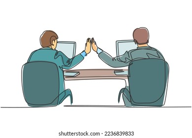 One continuous line drawing of two young happy business men high five when they knew the project running smoothly. Trendy business teamwork concept single line draw design graphic vector illustration