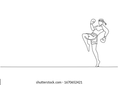 One continuous line drawing of young sporty muay thai boxer man preparing to fight, stance kick at box arena. Fighting sport game concept. Dynamic single line draw design graphic vector illustration