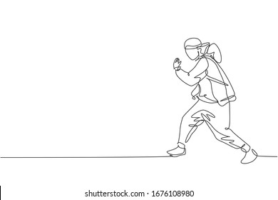 One continuous line drawing of young sporty break dancer man with tracksuit show hip hop dance style in the street. Urban lifestyle sport concept. Dynamic single line draw design vector illustration