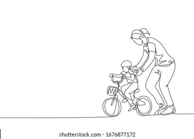 One continuous line drawing of young mother help her daughter learning to ride a bicycle at countryside together. Parenthood lesson concept. Dynamic single line draw graphic design vector illustration