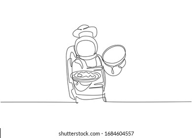 One continuous line drawing of young astronaut chef opening food cloche tray with delicious dish. Healthy cuisine food menu on restaurant concept. Dynamic single line draw design vector illustration