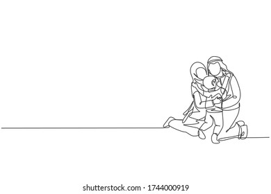 One continuous line drawing of young happy Islamic mom and dad hugging their boy son together on the floor. Muslim happy family parenting concept. Dynamic single line draw design vector illustration