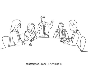 One continuous line drawing of young happy board of directors discussing company profit sharing during meeting. Business training concept. Trendy single line draw design vector graphic illustration