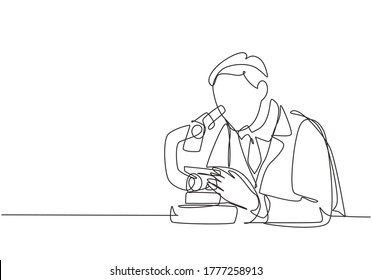 One continuous line drawing of young male scientist analyze corona virus cause covid-19 disease using laboratory microscope. Coronavirus medical research concept single line draw design illustration