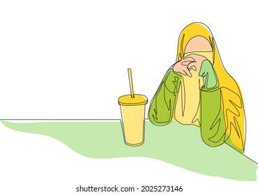 One continuous line drawing of young happy saudi arabian muslimah wearing burqa while sit and drink coffee. Traditional Islamic woman niqab dress concept single line draw design vector illustration