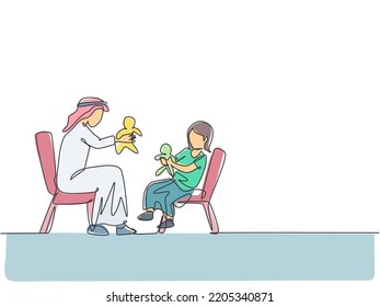 One continuous line drawing of young Arabian dad and daughter playing doll to wait fasting break. Happy Islamic muslim parenting family concept. Dynamic single line draw design vector illustration