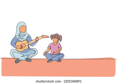 One continuous line drawing of young Arabian mom teach daughter playing guitar and singing at home. Happy Islamic muslim parenting family concept. Dynamic single line draw design vector illustration