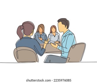 One continuous line drawing of young woman manger announcing company goal target in a business meeting to her staffs. Business marketing concept single line graphic draw design vector illustration