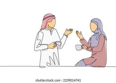 One continuous line drawing of young muslim and muslimah couple talking together while enjoying a cup of coffee drink. Saudi Arabian with kandura, hijab and veil. Single line draw design illustration