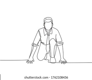 One Continuous Single Line Drawing Of Young Happy Businessman Gets Ready To Doing Sprint Run On Running Track, From Front View. Business Race Concept Trendy Single Line Draw Design Vector Illustration