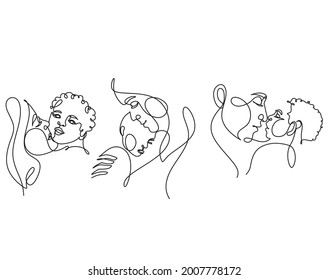 One line drawing woman and baby minimal logo. Line art  mother and child vector illustration. Happy Mother day card. 