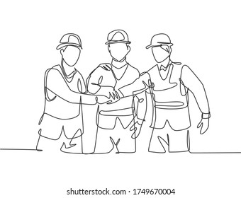 One Line Drawing Of Young Builder And Architect Wearing Construction Vest And Helmet Handshake Joining Their Hands Together. Great Teamwork Concept. Continuous Line Drawing Vector Graphic Illustration