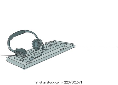 Un solo plano de auriculares con micrófono y teclado en el escritorio de trabajo como herramientas de equipo de atención al cliente. Ilustración vectorial del diseño de trazos gráficos de línea continua del centro de llamadas