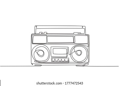 One Single Line Drawing Of Retro Old Fashioned Analog Radio Tape. Classic Vintage Audio Technology Concept. Music Player Continuous Line Draw Graphic Design Vector Illustration