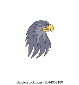 One single line drawing of strong eagle head bird for company business logo identity. Falcon mascot concept for air force icon. Trendy continuous line draw design graphic vector illustration