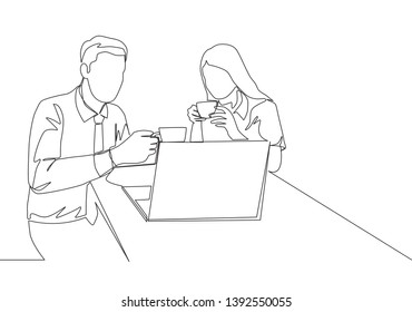 One single line drawing of young male and female marketing team members discussing promotion strategy while work meeting. Continuous line vector draw graphic design illustration
