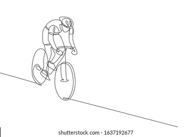 One single line drawing of young energetic man bicycle racer focus to chase after rival vector illustration. Racing cyclist concept. Modern continuous line draw design for cycling tournament banner