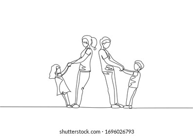 Dibujo de una sola línea de madre y padre jóvenes sosteniendo la mano de su hijo y su hija mientras bailan juntos en la ilustración del vector de casa. Feliz concepto de paternidad familiar. Diseño moderno de líneas continuas