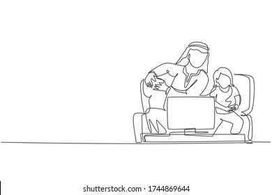 One single line drawing of young Islamic dad playing video game with daughter while sit on sofa vector illustration. Happy Arabian muslim family parenting concept. Modern continuous line draw design