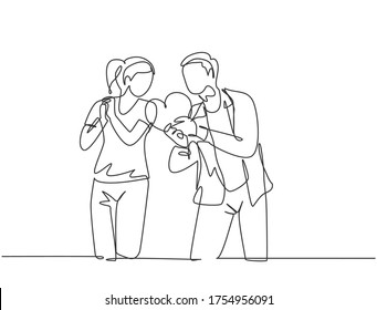 One single line drawing of young happy man propose pretty woman with heart shape gift at outside park. Romantic marriage propose concept continuous line draw graphic design vector illustration