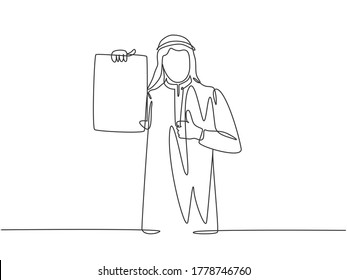 One single line drawing of young happy muslim manager proudly showing his work achievements. Saudi Arabia cloth shmag, kandora, headscarf, thobe ghutra. Continuous line draw design vector illustration