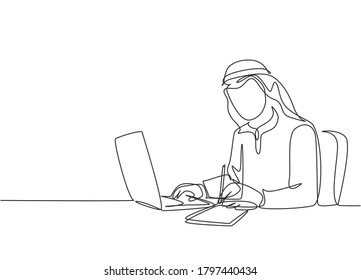 One single line drawing of young happy male muslim businessman writing business contract draft. Saudi Arabia cloth shmag, headscarf, thobe, ghutra. Continuous line draw design vector illustration