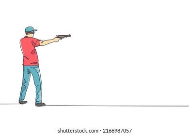 Un dibujo de una sola línea de un joven practicando para disparar a distancia en el entrenamiento de tiro ilustración gráfica de vector de tierra. El concepto de deporte de tiro con paloma de arcilla. Diseño de traza de línea continua moderna