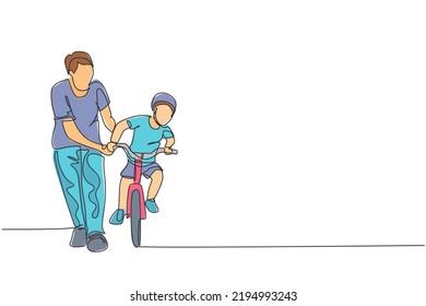 One single line drawing of young father teaching his boy kid riding bicycle at public park graphic vector illustration. Fatherhood lesson. Urban family time concept. Modern continuous line draw design