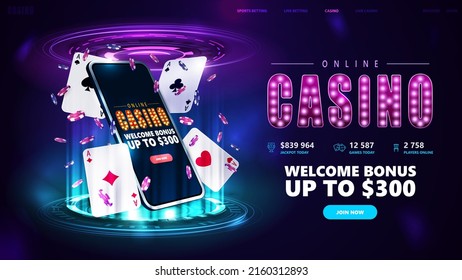 Casino en línea, banner para sitio web con botón, smartphone, fichas de póker y cartas de juego en podio digital azul y rosa con anillos digitales hologramas en habitación oscura