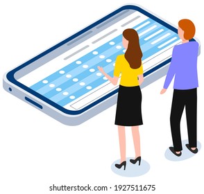 Aplicación de escritura de exámenes en línea. Solicitud de estudio. La gente mira la pantalla del smartphone con una lista de verificación. Colegas discutiendo la aplicación en un teléfono móvil. Formulario para rellenar las respuestas en pantalla
