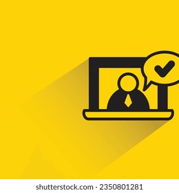reunión en línea y marca de verificación con sombra sobre fondo amarillo