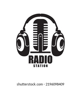 Online Radio Icon, Radio Station Monochrome Vector Emblem. Live Stream Podcast Studio Label With Microphone And Headphones. Social Media Program, Event, Virtual Content, Internet Channel Isolated