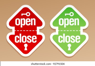 Open and close packing signs.