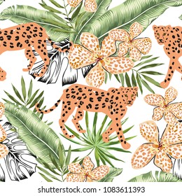 Orange leopard animals and green banana palm leaves background. Vector floral seamless pattern. Tropical jungle foliage illustration. Exotic plants greenery. Summer beach design. Paradise nature.