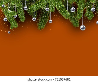 Orangefarbener Neujahrshintergrund mit Fichtenzweigen und Silberperlen. Vektorgrafik.