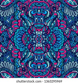 Organic floral damask paisley doodle art pattern. Ethnic zen style ornament. Can be used for textile, greeting card, coloring book, phone case print