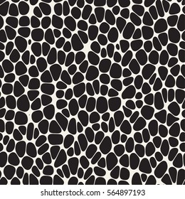 Organic Irregular Rounded Jumble Shapes. Abstract Geometric Background Design. Vector Seamless Black and White Pattern.