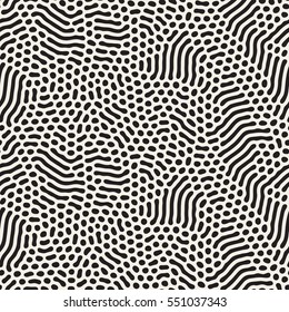 Organic Irregular Rounded Lines. Abstract Freehand Background Design. Vector Seamless Black and White Pattern.