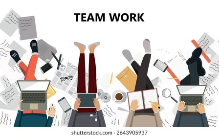 Lugar de trabajo organizado con colegas que colaboran